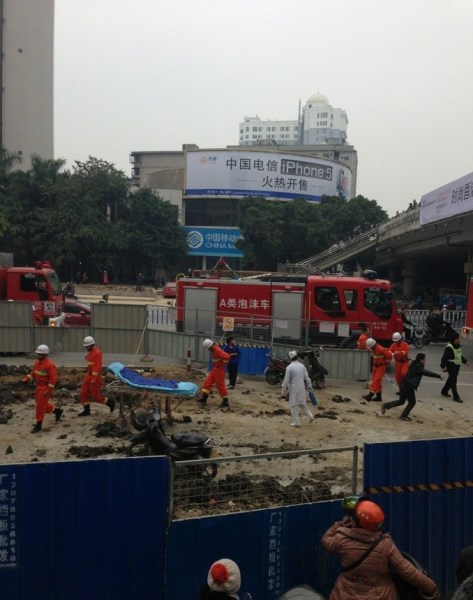 南宁地铁塌方报道有误，发生塌方事故的是南宁市政污水管线工地