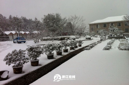 浙江下雪了，2013年冬季浙江湖州安吉第一场雪