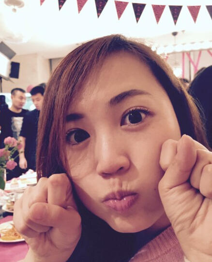 王宝强?；ɡ掀派拐? /><br />
王宝强校花老婆晒照</p>　　本文“”来源：http://www.gsqgpa.cn/yule/mingxing/neidi/56751.html，转载必须保留网址。
<p class=