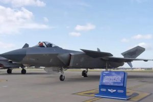 “隐形战机不隐形啊