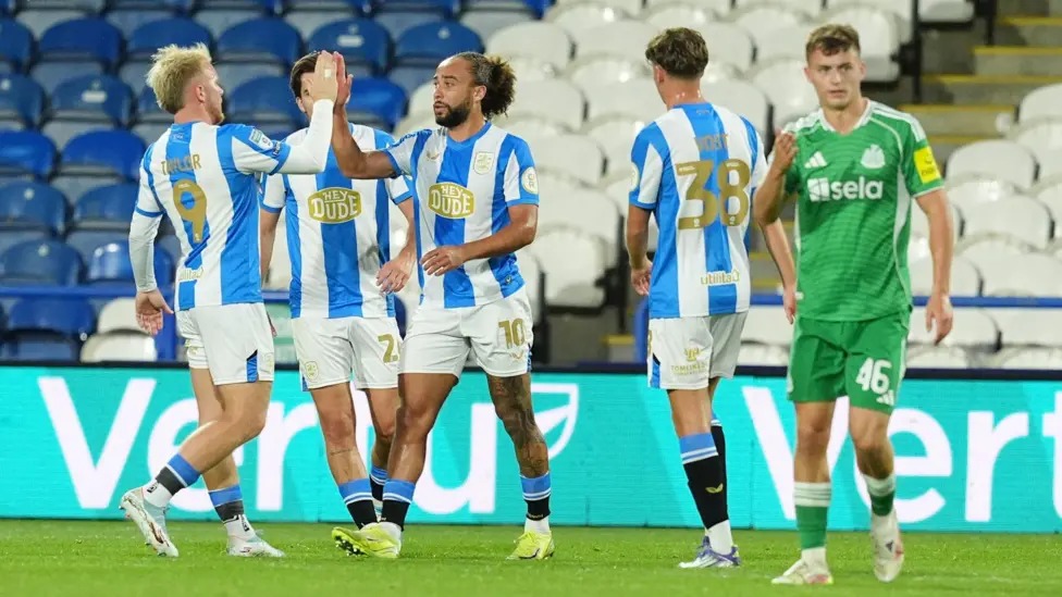 马库斯·哈尼斯是哈德斯菲尔德队中进球最多的球员之一