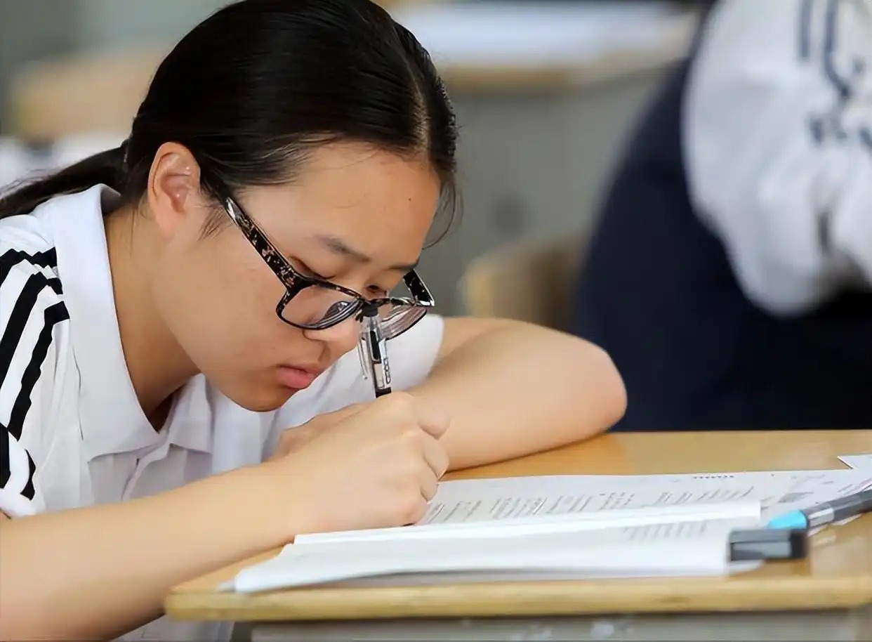 教育部回应中高考取消英语：不会取消